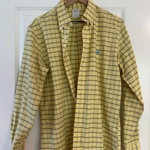 Brooks Brothers M Slim Fit non iron button down